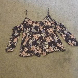 Off-the-shoulder floral crop top
